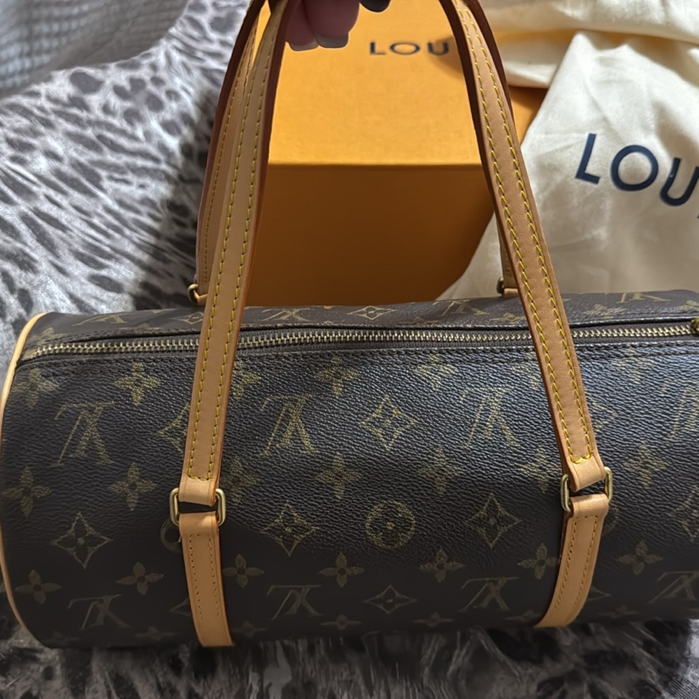 Louis Vuitton Brown and Tan Monogram Shoulder Bag - Picture 15 of 15